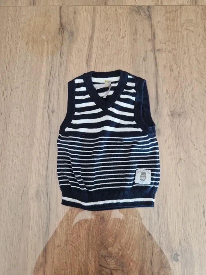 Lot - 5 tee shirt + 1 pull manches courtes - 6 mois - photo numéro 8