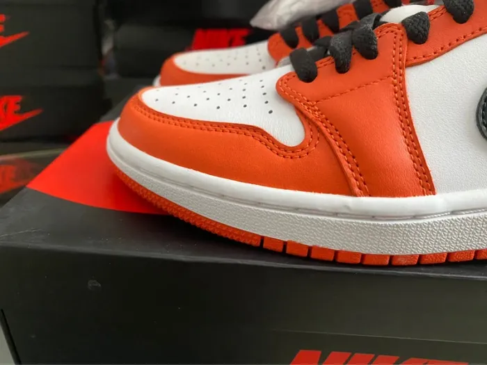 Jordan 1 low og WMNS Halloween - photo numéro 7