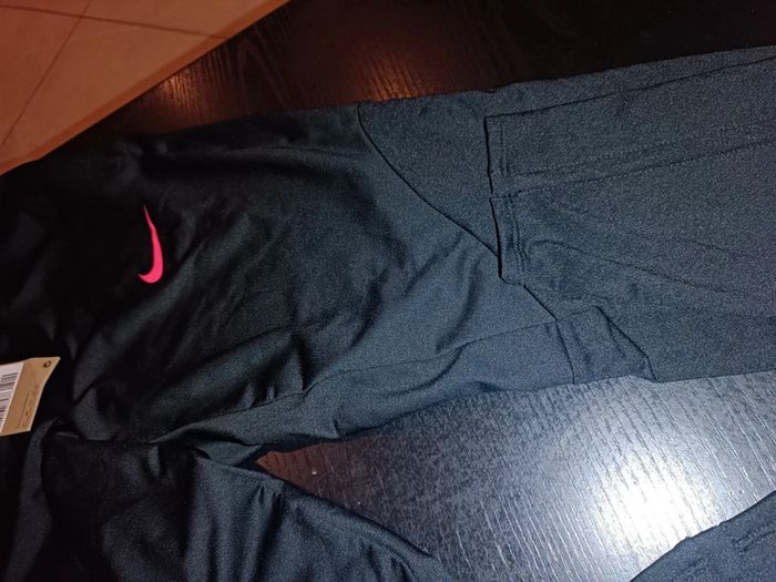 Bas de survêtement Nike taille S - photo numéro 3