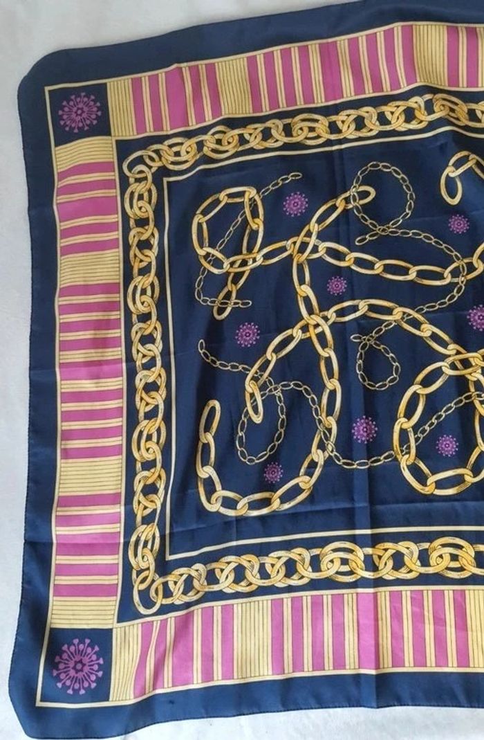 Foulard pour femme - photo numéro 3