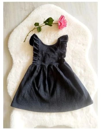 Robe chasuble côtelée mi-saison Zara taille 4 ans