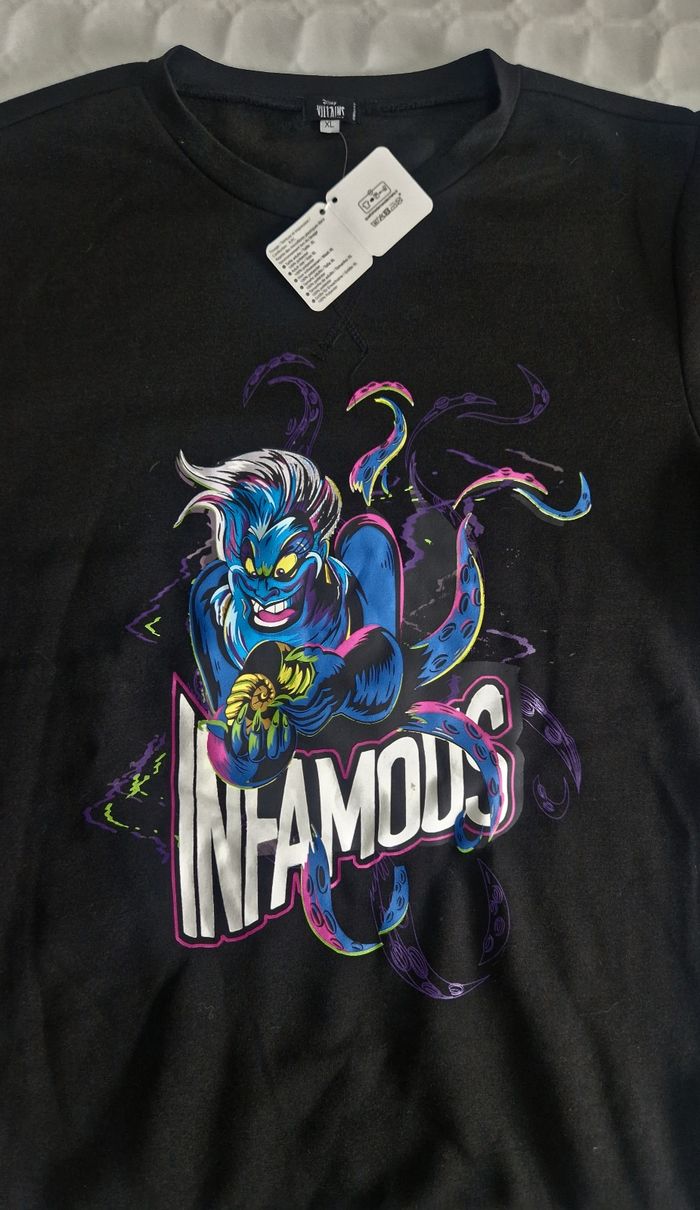Pull mixte  , Disney  , vilain  , Ursula , la petite sirène , taille XL - photo numéro 2