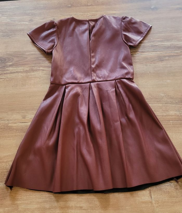 Robe simili - photo numéro 2