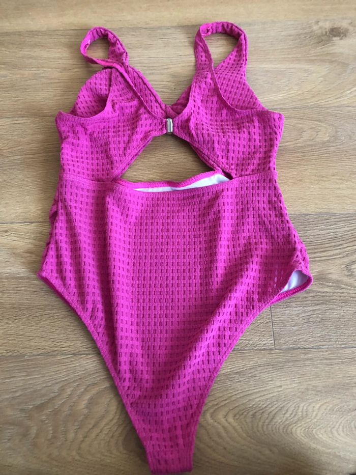 Maillot de bain une pièce Shein - photo numéro 4