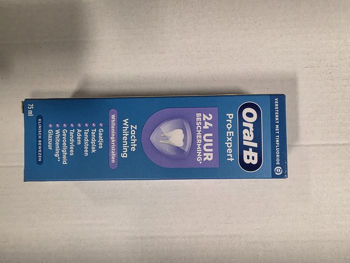 Dentifrice Oral B Pro Expert Cristaux Blanchisseurs - photo numéro 2