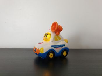 Tut tut bolide "Yanis, capitaine de police" VTech