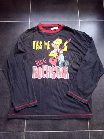 pyjama homme taille 89/97 quelques trous recousus proprement (voir photos)