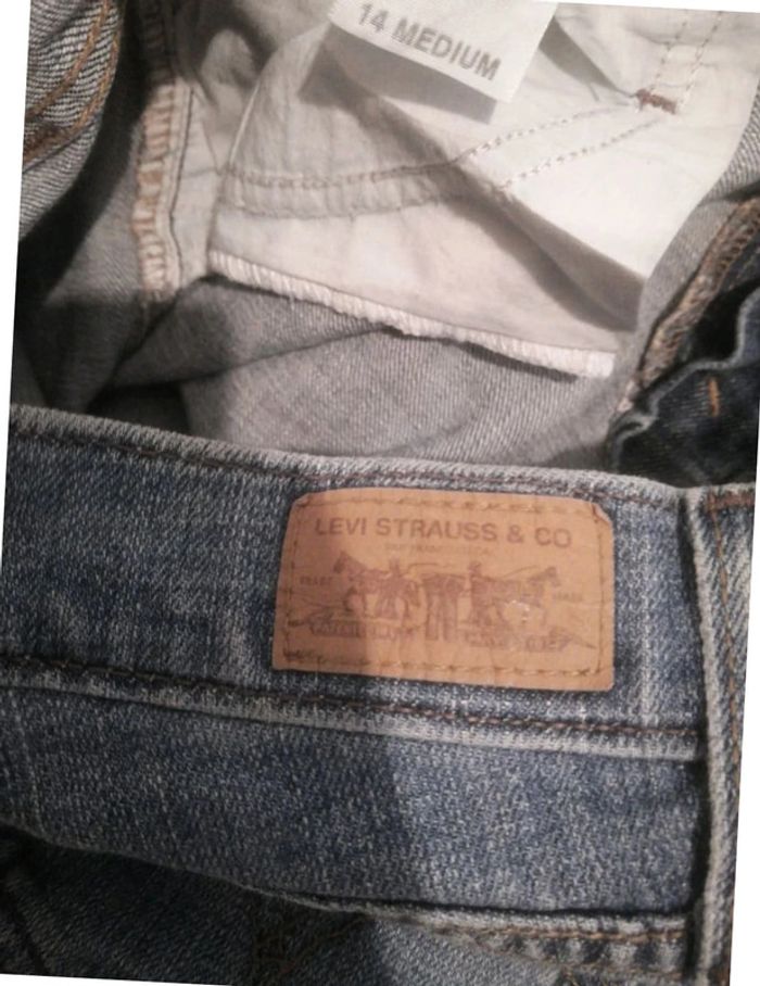 Jean femme Levi's taille 44 - photo numéro 10