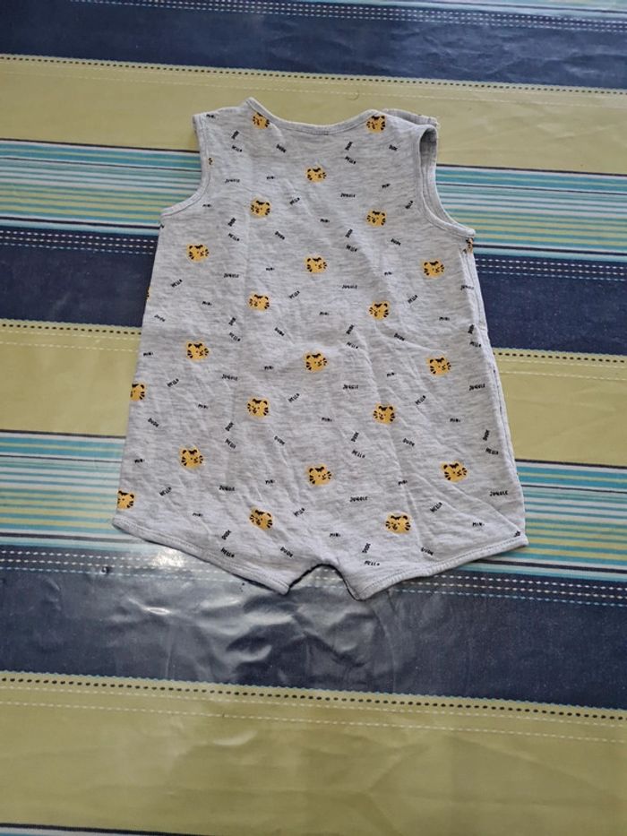 Barboteuse 18 mois - photo numéro 2