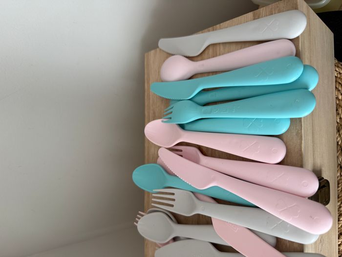 Couverts en plastique Ikea - photo numéro 4