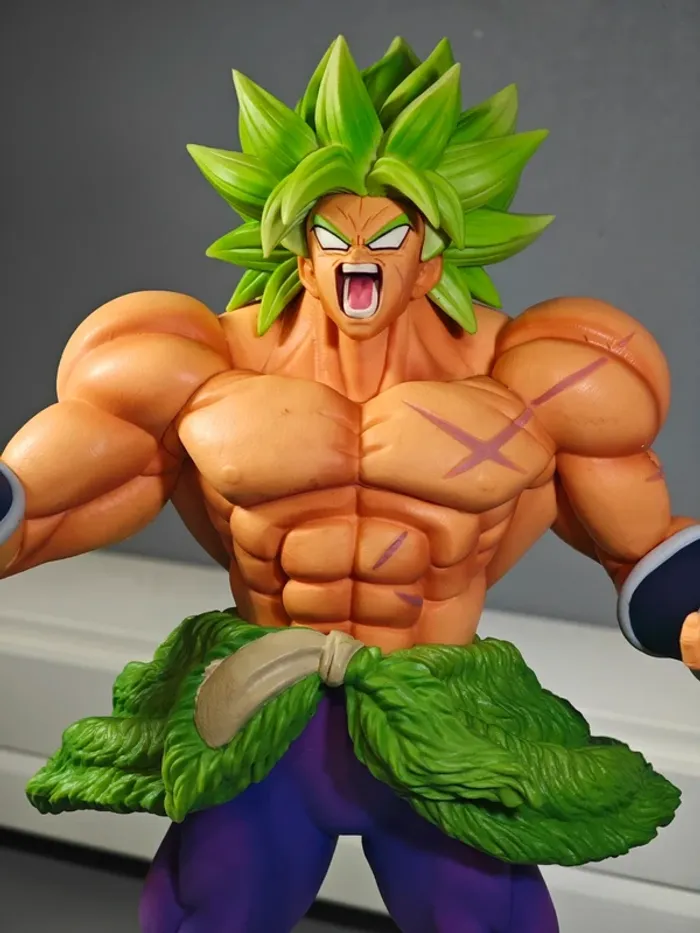 Figurine Dragon Ball Super : Broly SSJ 33cm Bandai King Clustar Ichibankuji avec boite - photo numéro 3