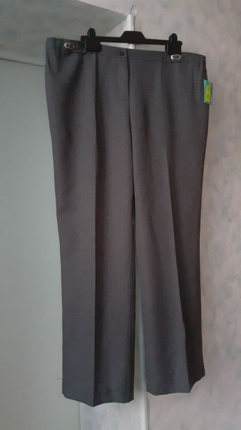 Pantalon femme taille 52