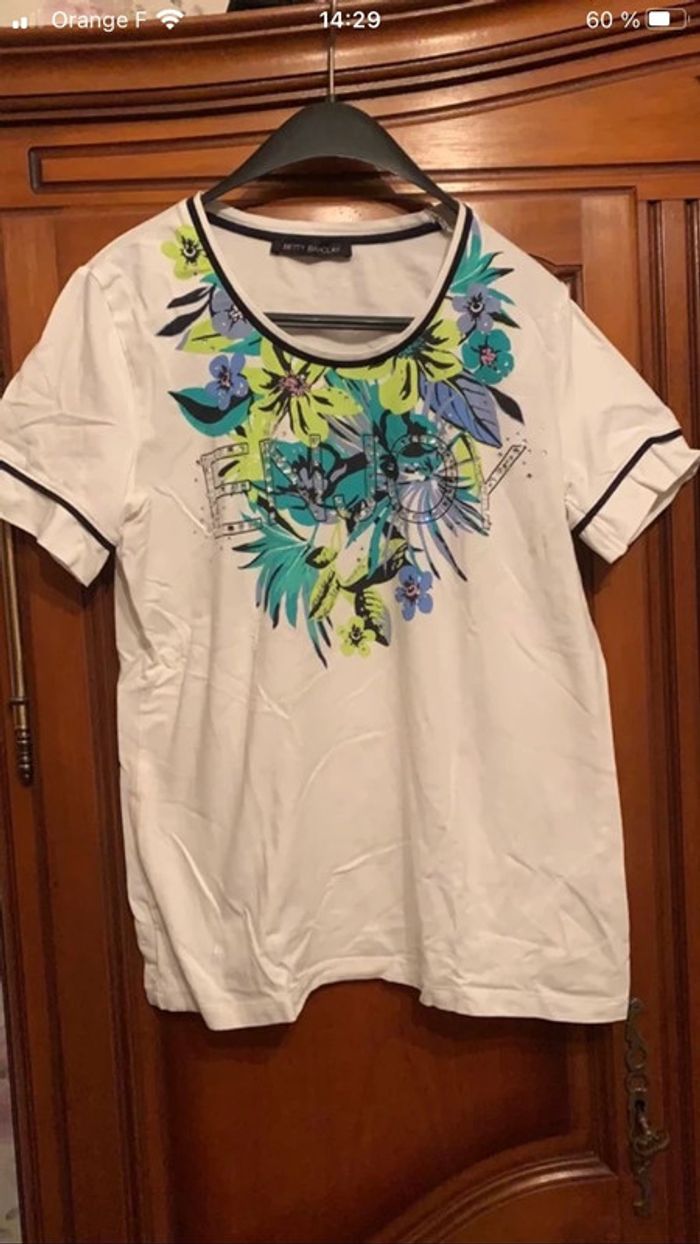 t-shirt T2