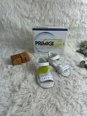Paire de sandales blanches Primigi taille 21