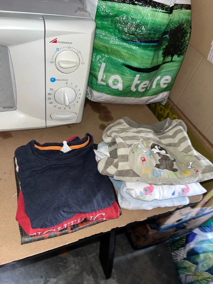 Lot de 6 hauts - Taille 3 ans - photo numéro 2