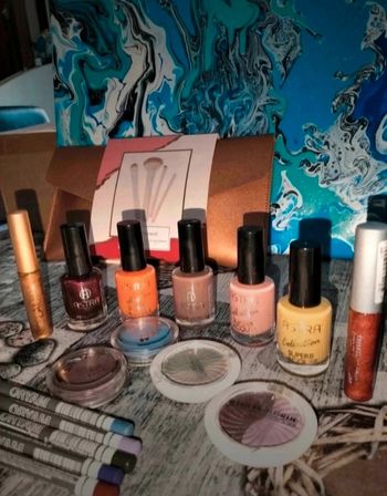 🌈lot maquillages + set pinceaux marionnaud neuf 🌈