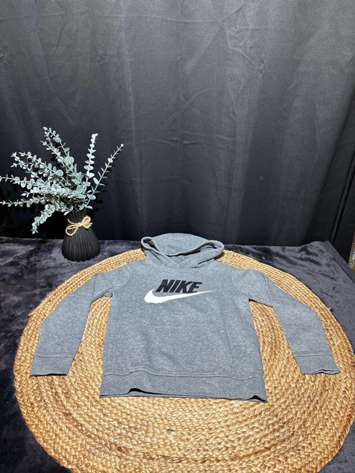 Ensemble de survêtement Nike taille 6-7ans - photo numéro 2