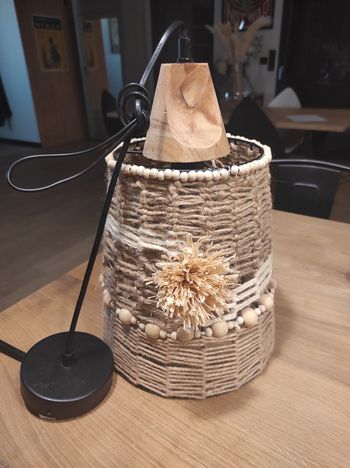 Suspension faite main