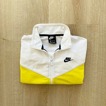 Nike Veste de survêtement Crop Top Blanc et Jaune Femme Exclusive Vintage Sportwear en très bon état (Taille M)