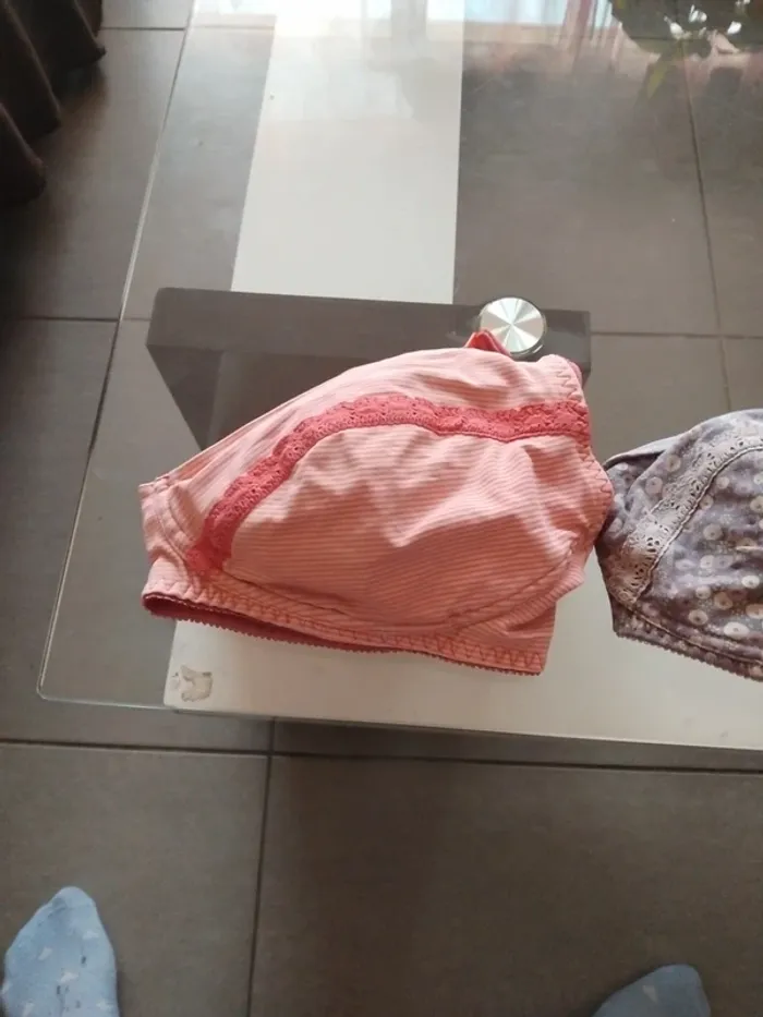 Lot 2 soutien gorge allaitement 100E - photo numéro 2