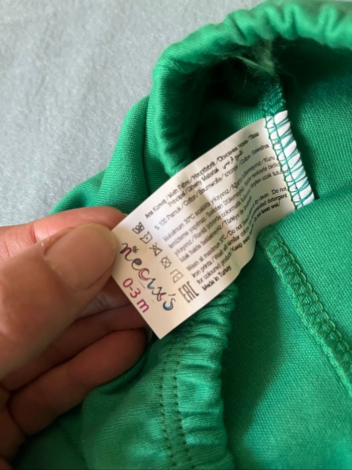 Bas de pyjama bébé Taille 0-3 mois Neuf - photo numéro 4