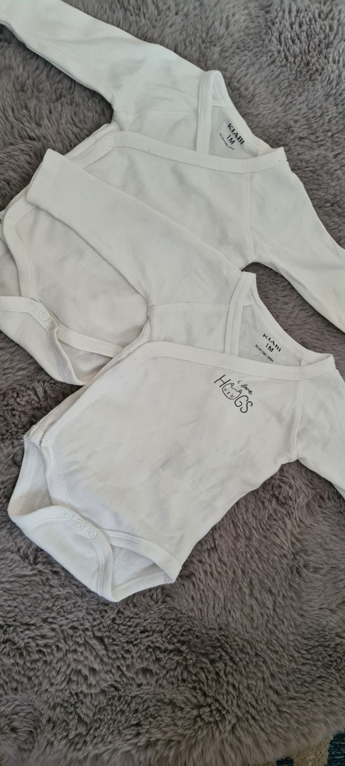 Un lot bodie de la naissance o -3mois pour fille - photo numéro 8
