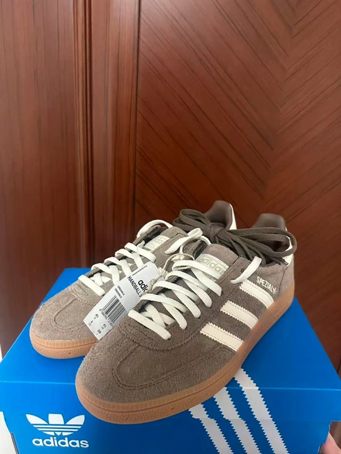 Adidas  CAMPUS 00s taille 44.5 - photo numéro 3