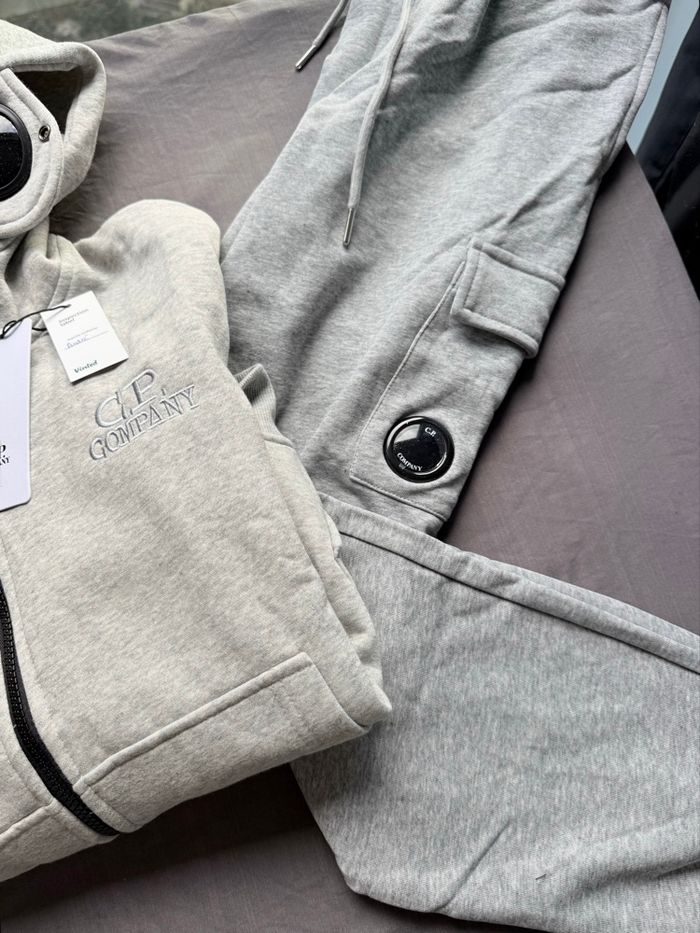 Ensemble CP Company jogging veste Gris taille S - photo numéro 2