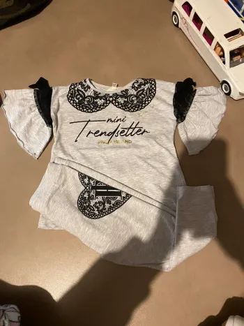 Ensemble river island