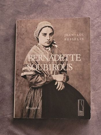 Les Secrets D'Anne-Marie La Vieille Laid Lucy-France Dutremble