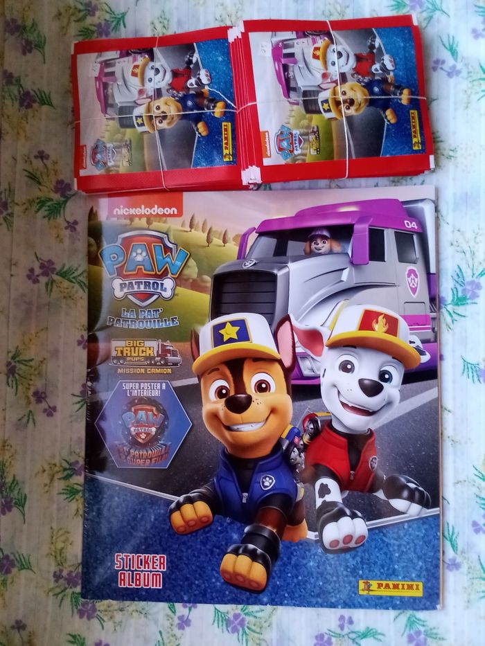 Lot Panini La Pat Patrouille Paw Patrol Le film- Un album vide et 50 pochettes scellées