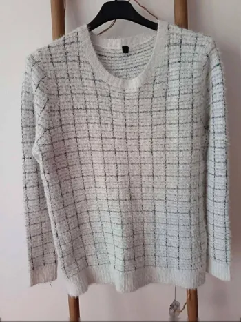 Pull doux  carreaux
