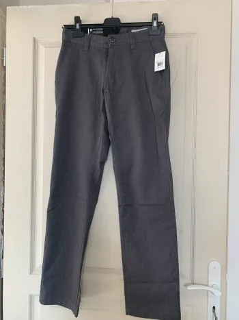 Pantalon chinos volcom
