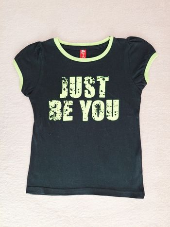 T-shirt manches courtes 6 ans Little Girl noir inscription vert fluo Just be you