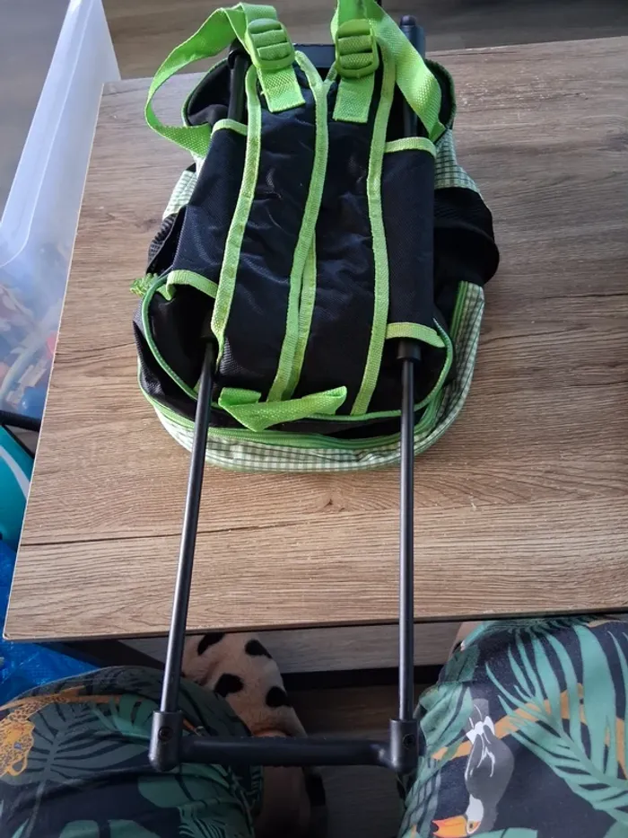 Sac à dos à roulettes - photo numéro 6