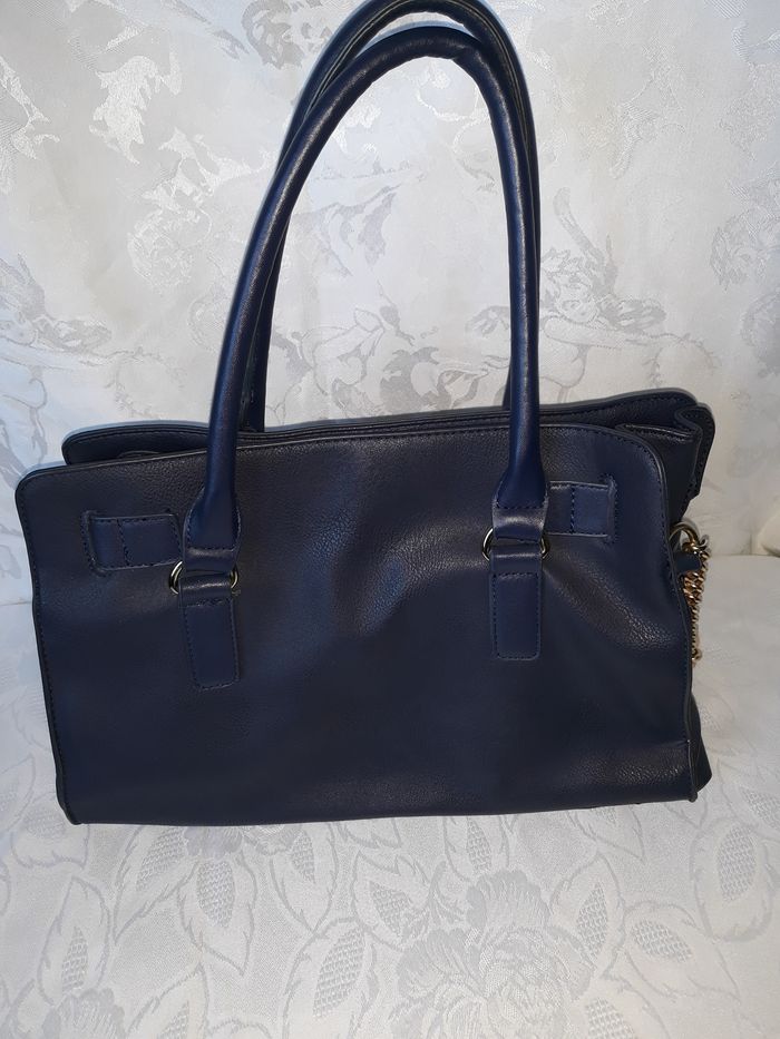 Faby27800 Sac à mains "Justfab" couleur : bleu marine Bandoulière avec chaine dorée - photo numéro 2