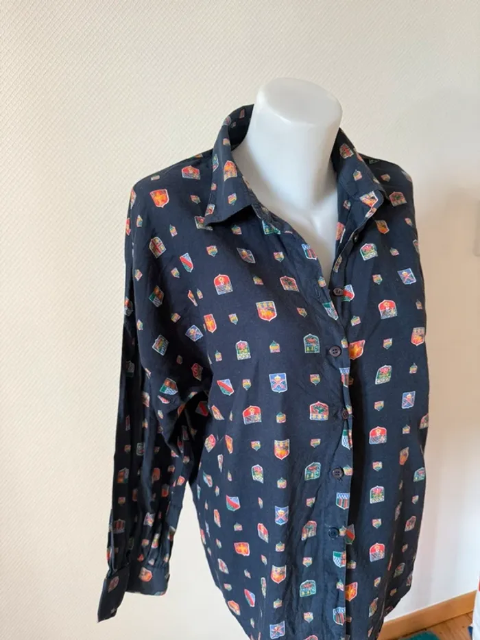 Chemise vintage bleu marine en bon état taille 42 Jean chancel - photo numéro 2