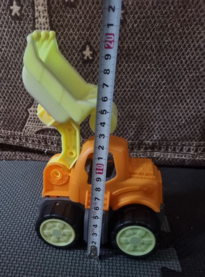 Lot jouets véhicules - photo numéro 8
