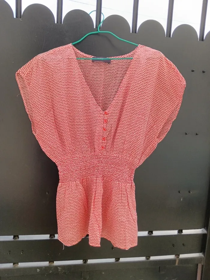 Petit haut rouge et blanc Burton of london taille S/M