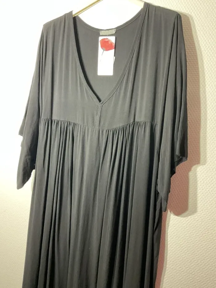 Robe longue femme taille unique (44-50)- new collection - neuve avec étiquette - photo numéro 2