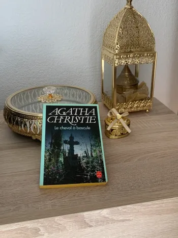 le cheval a bascule d Agatha Christie