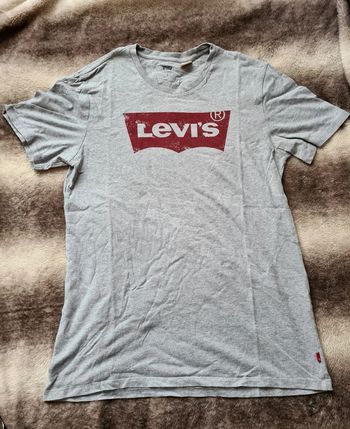 T-shirt Levi's taille S neuf