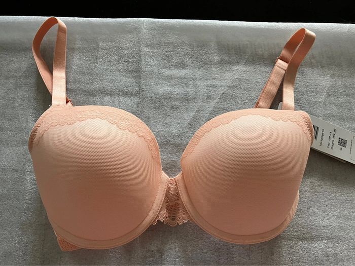 Soutien-gorge rose Triumph neuf - photo numéro 4