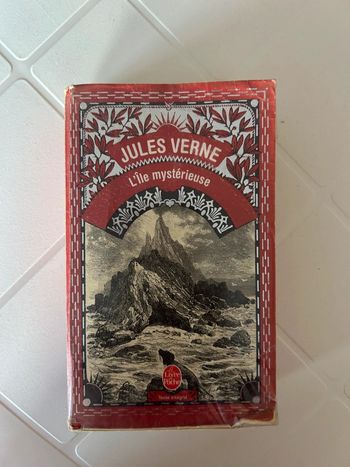 L’île mystérieuse