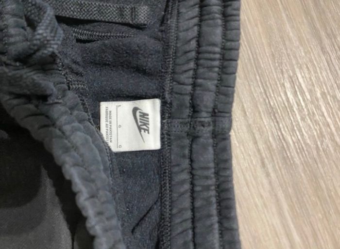 Nike sportswear noir - photo numéro 8