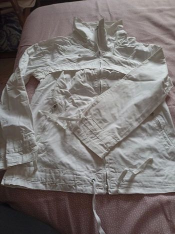 Veste légère / Coupe-vent Blanc Pur - Style Sport-Chic