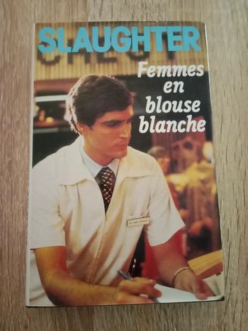 Slaughter - Femmes en blouse blanche