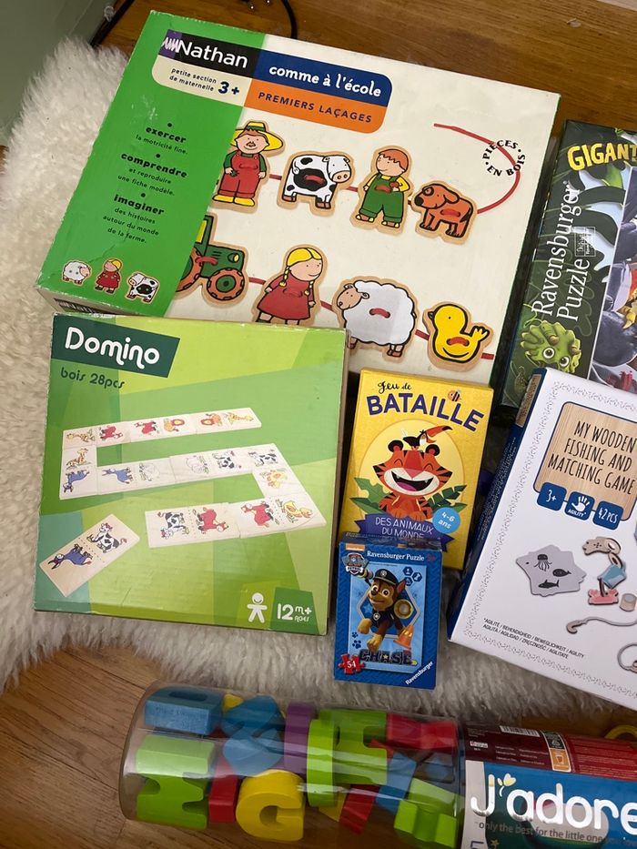 Lot de jouets - photo numéro 2