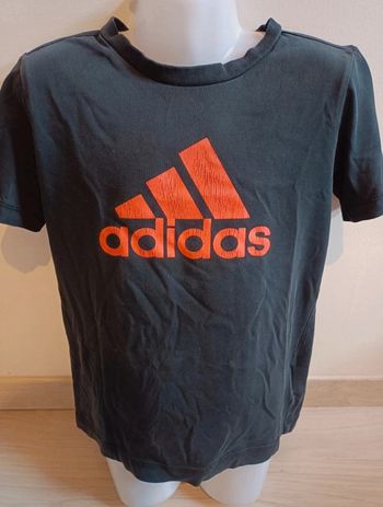 Tee shirts Adidas