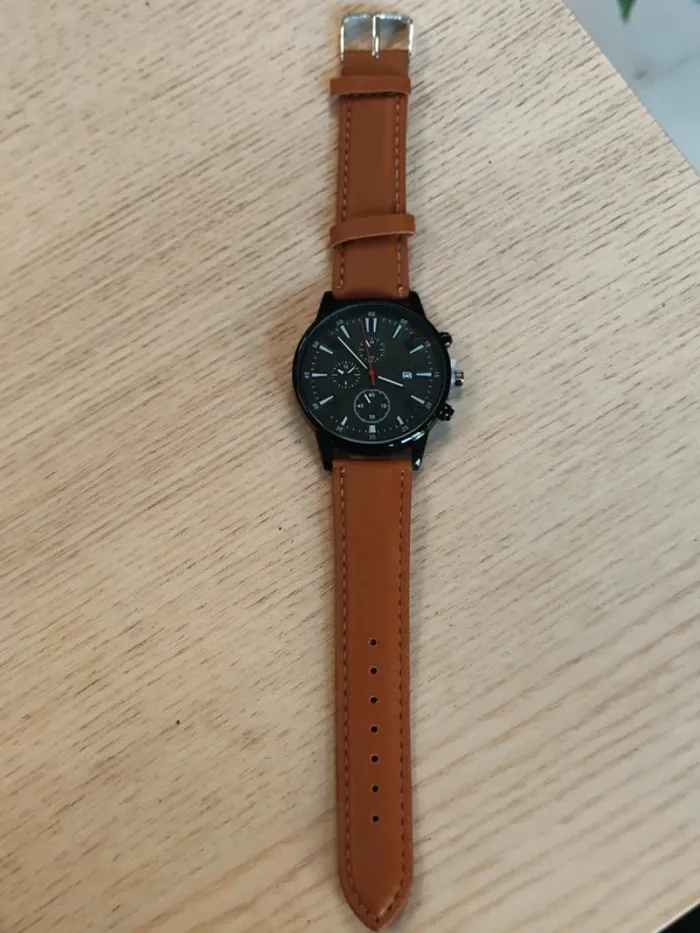 Montre homme brun et noire, précise date - photo numéro 3